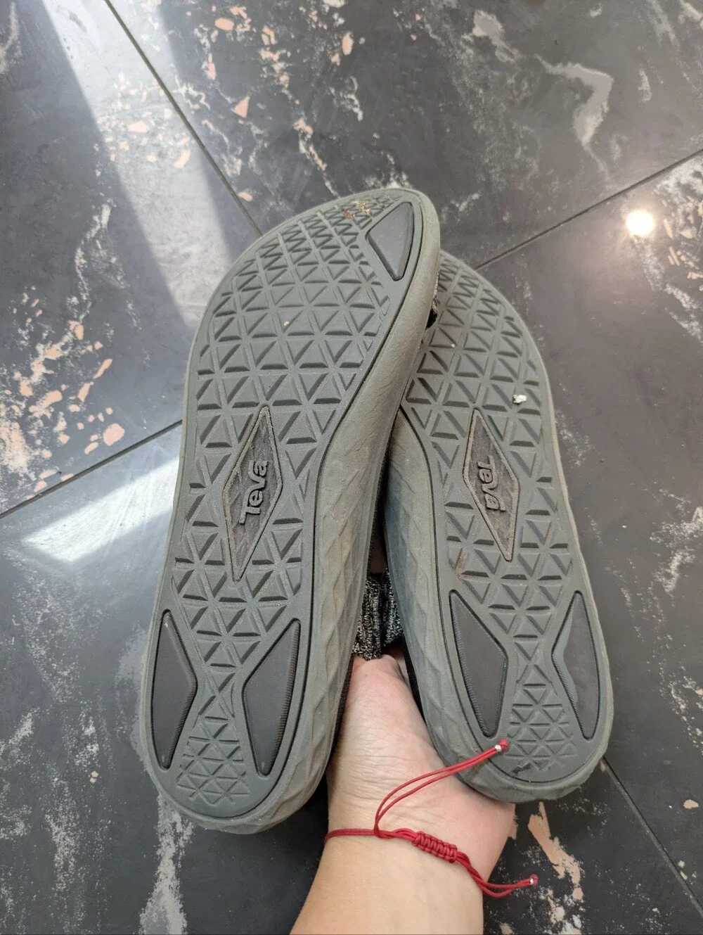 Teva Tera Float 2 Knit Sandals Size 10